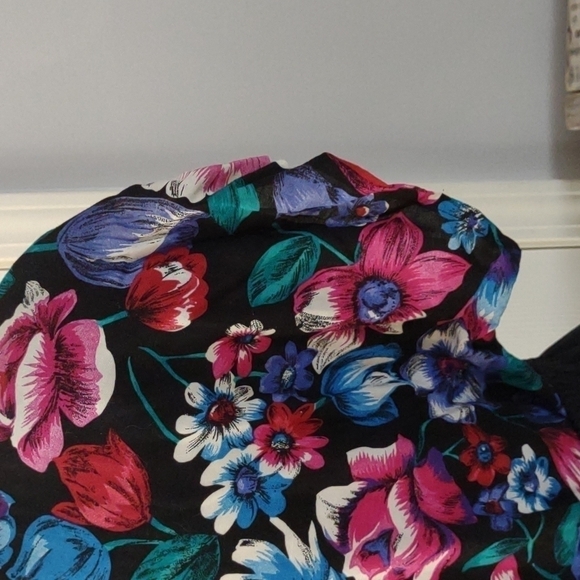 90's Vintage Blouse Short Sleeve Bold Floral Statement Secretary - Picture 4 of 7